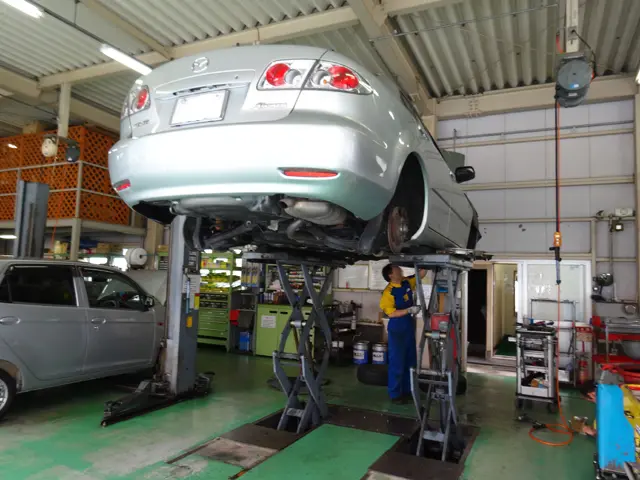 車検作業風景